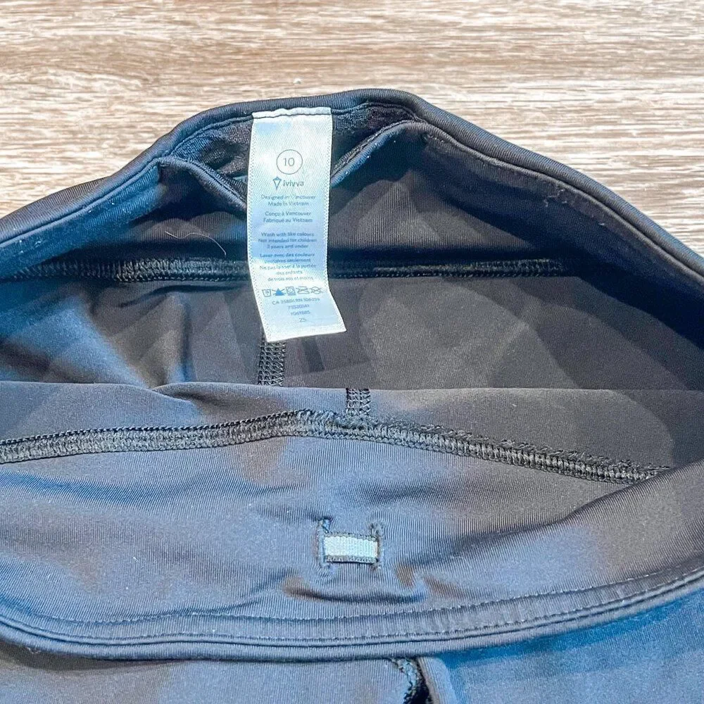 Ivivva by Lululemon Solid Black Summer Cropped Knee Length Leggings Size 10
